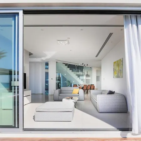 Beachfront Luxury Glory Villa Ayia Napa