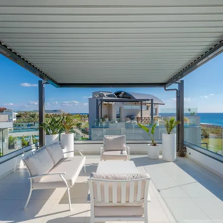 Beachfront Luxury Glory *