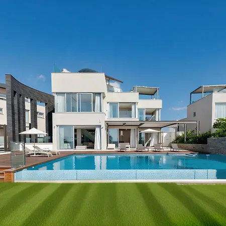 Beachfront Luxury Glory * Ayia Napa