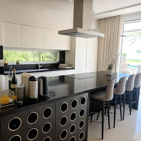 Beachfront Luxury Glory Ayia Napa